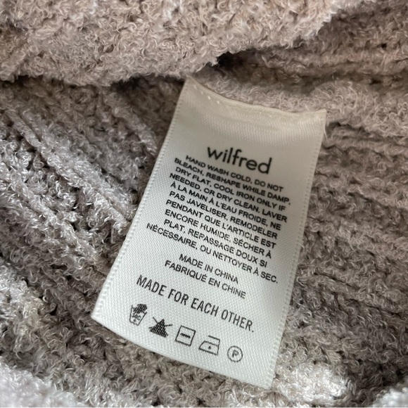 Wilfred Aritzia Beige Essentials Chenille Crew Neck Sweater Women’s XS - Picture 5 of 8